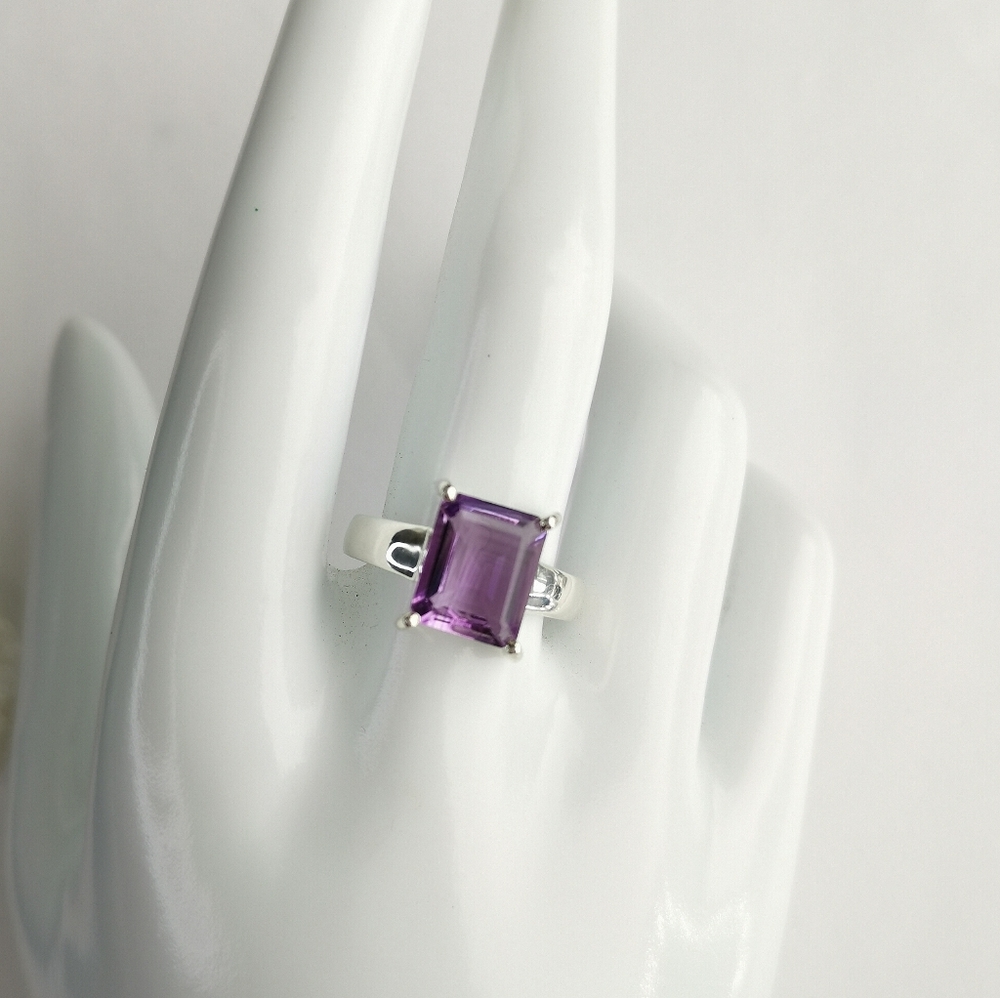 Amethyst ring in Sterling Silver Size 9 🆕 - Picture 2 of 11